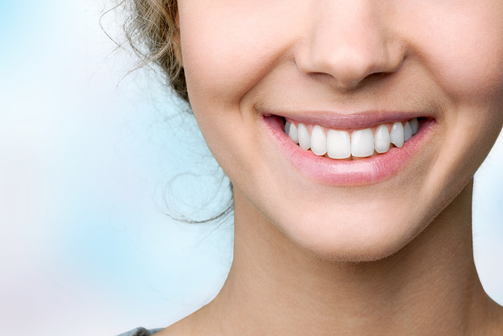 口元を30歳若返らせる